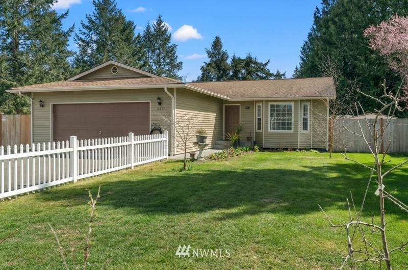 11825 44th Dr Ne - Photo 1