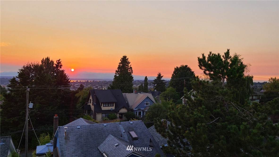 5801 Phinney Avenue - Photo 1