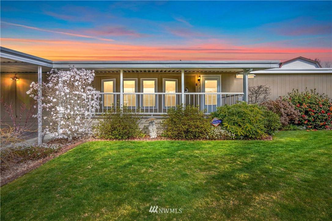 11436 208th Street - Photo 1