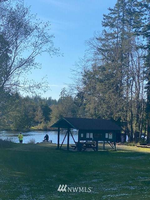 42 Lake Dr - Photo 1