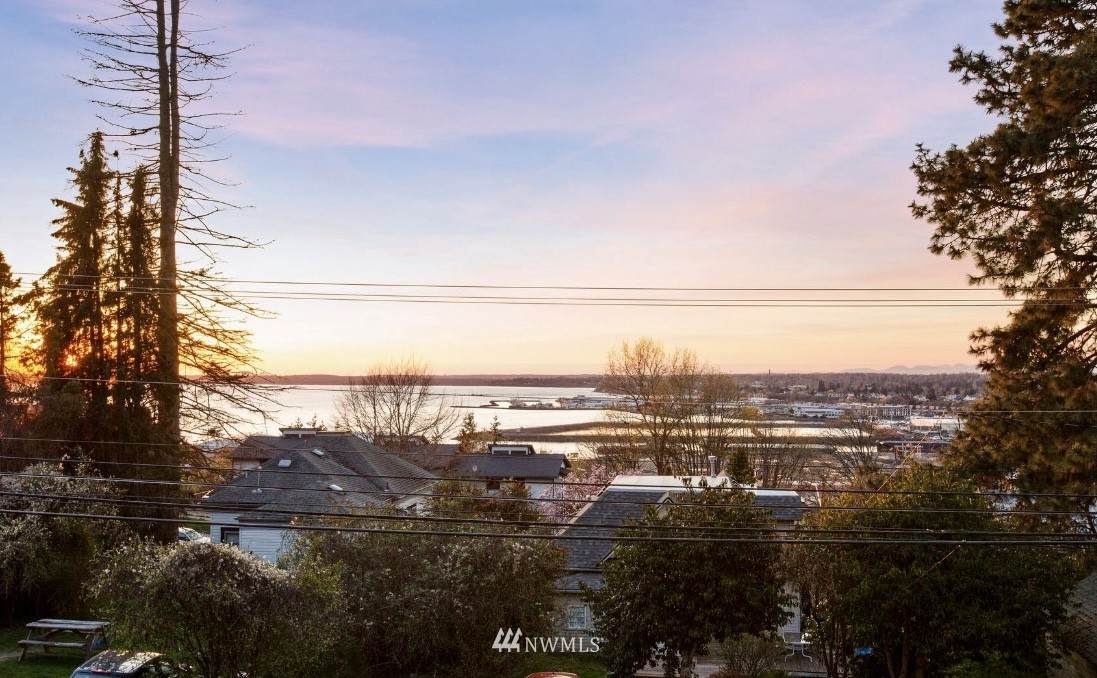 819 High Street - Photo 1