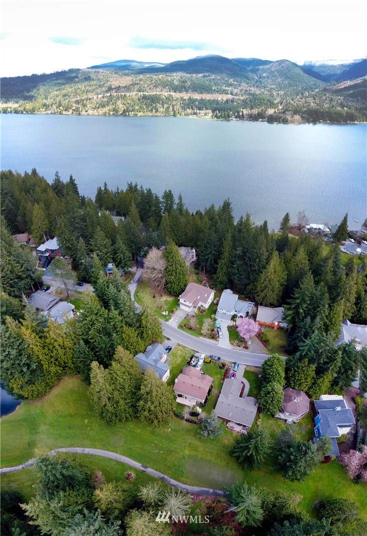 72 Windward Drive - Photo 1