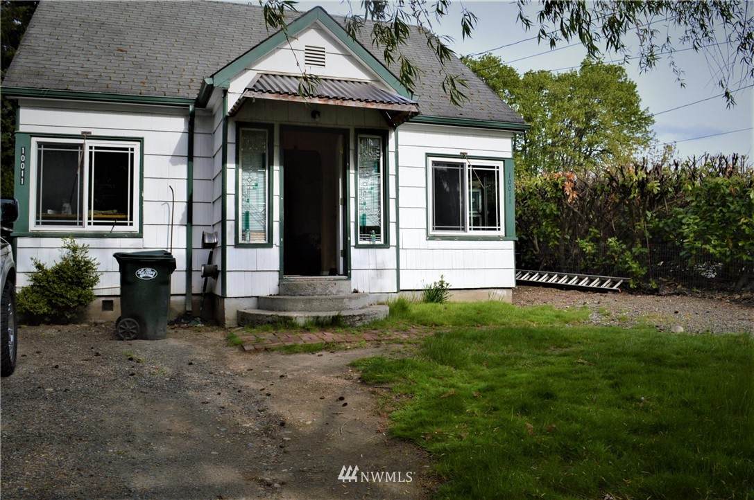 10011 Patterson Street - Photo 1