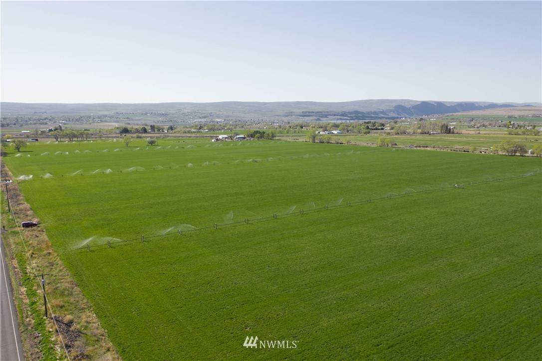 1710 Road 19 - Photo 1