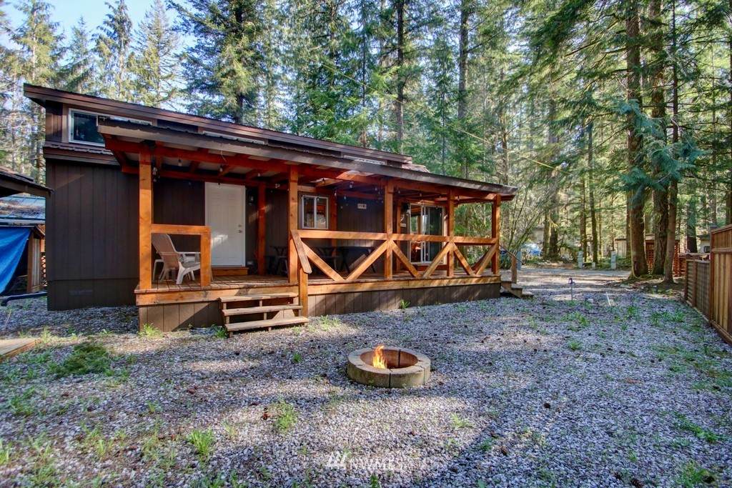 19 Goldrush Road - Photo 1