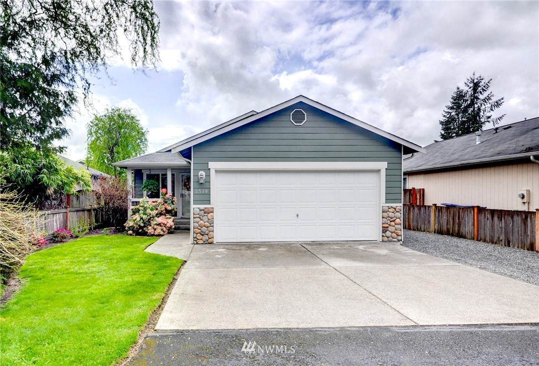 2510 169th Street - Photo 1