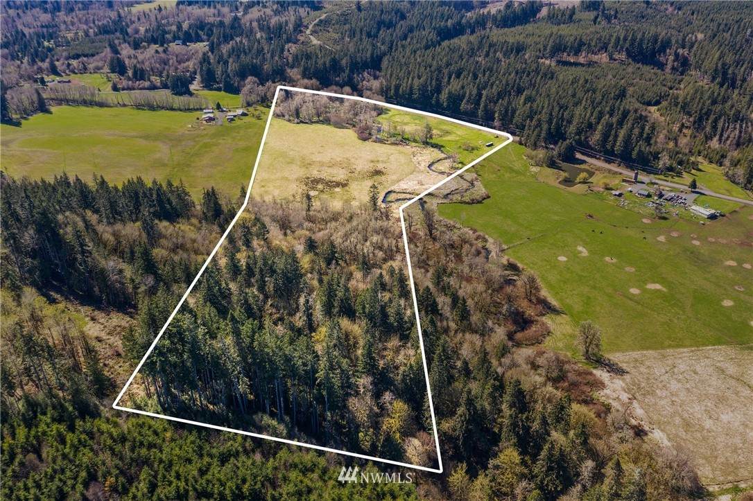 2713 Lincoln Creek Road - Photo 1