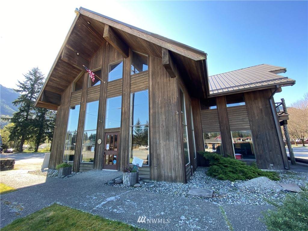 1015 Seeman Street - Photo 1