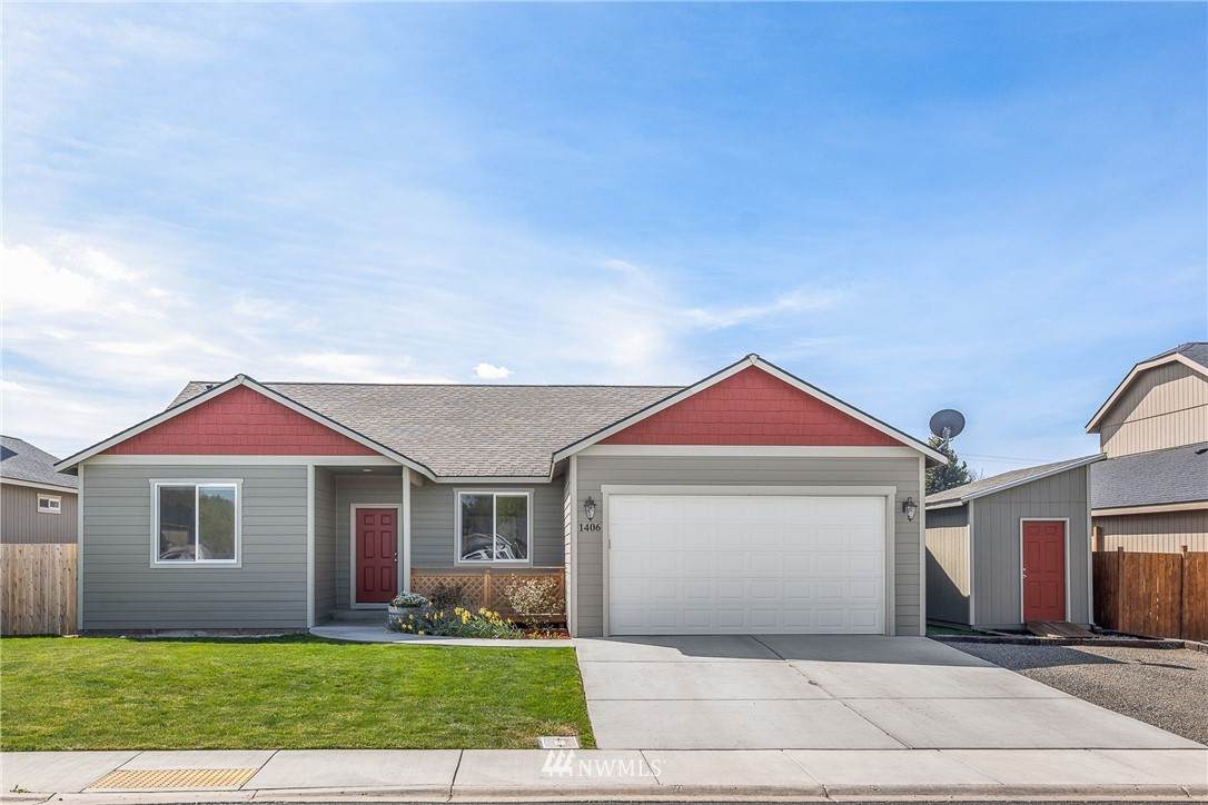 1406 Hobert Avenue - Photo 1