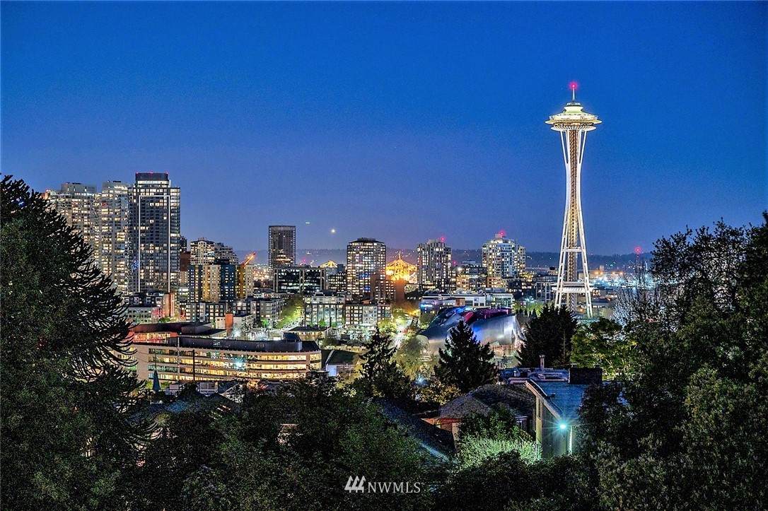 1231 5th Avenue - Photo 1