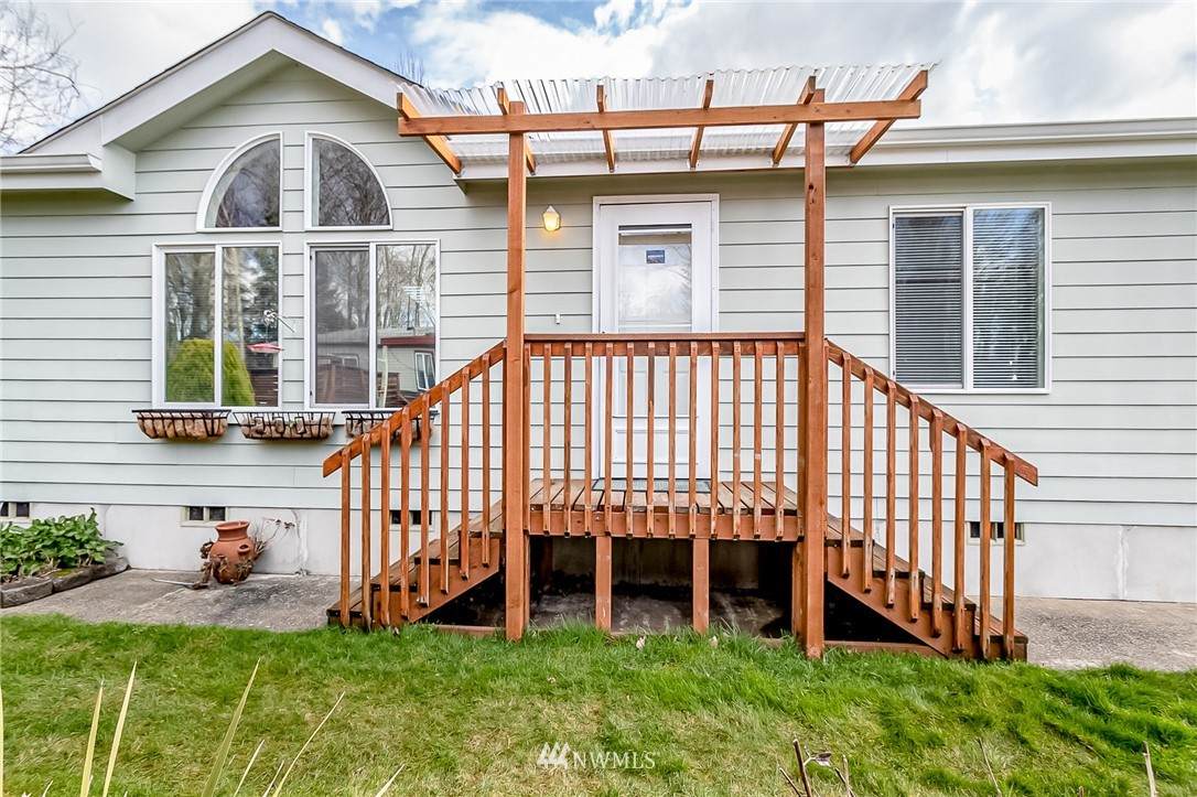 600 North Reed Street - Photo 1