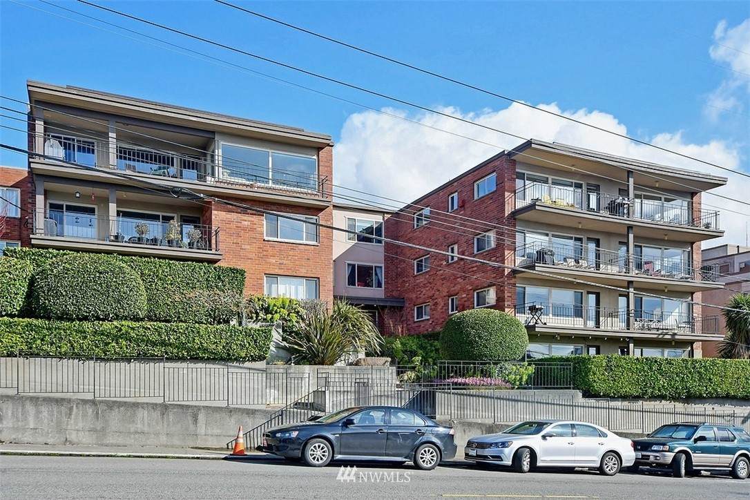 330 Olympic Place - Photo 1