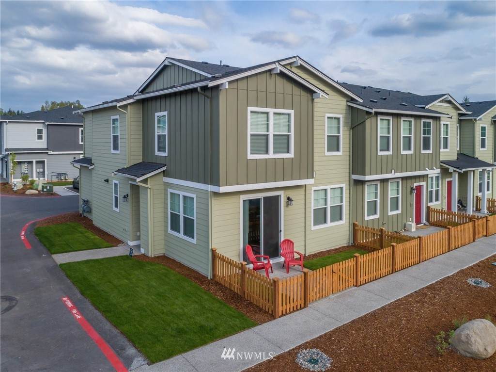 13157 175th Avenue - Photo 1