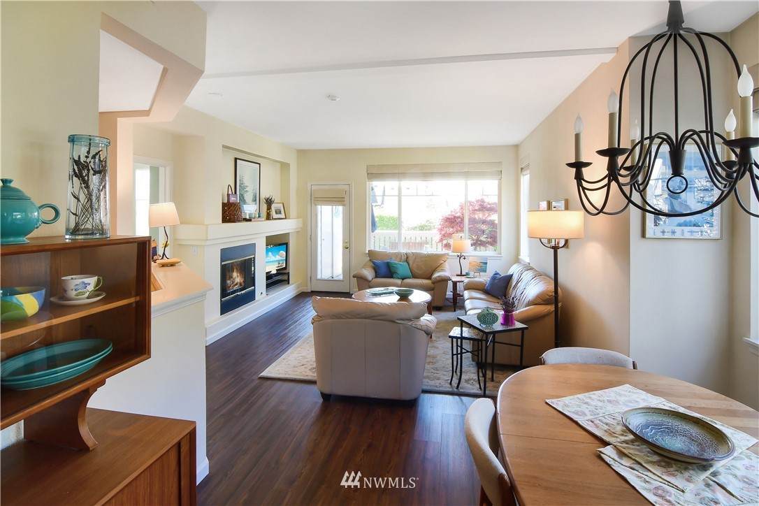 4132 Fieldstone Drive - Photo 1