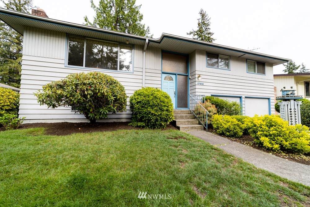 17918 Fremont Avenue - Photo 1