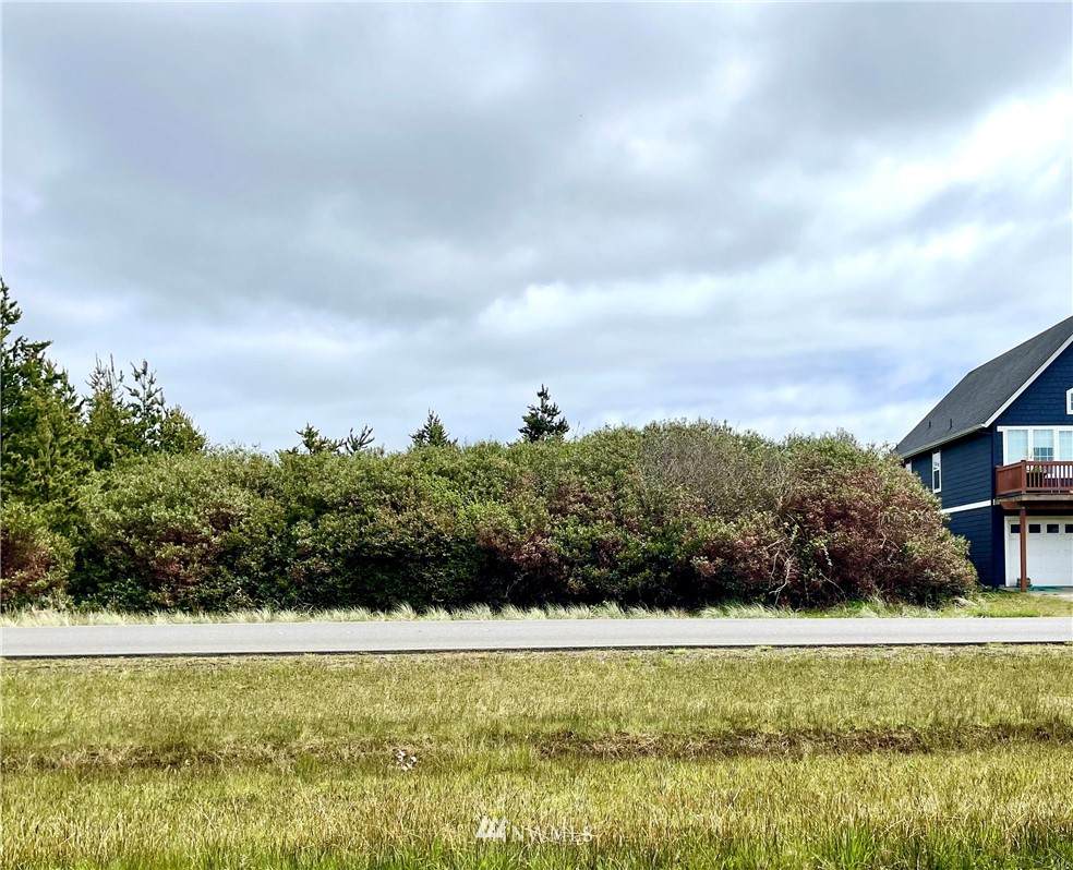 612 Ocean Shores Boulevard - Photo 1