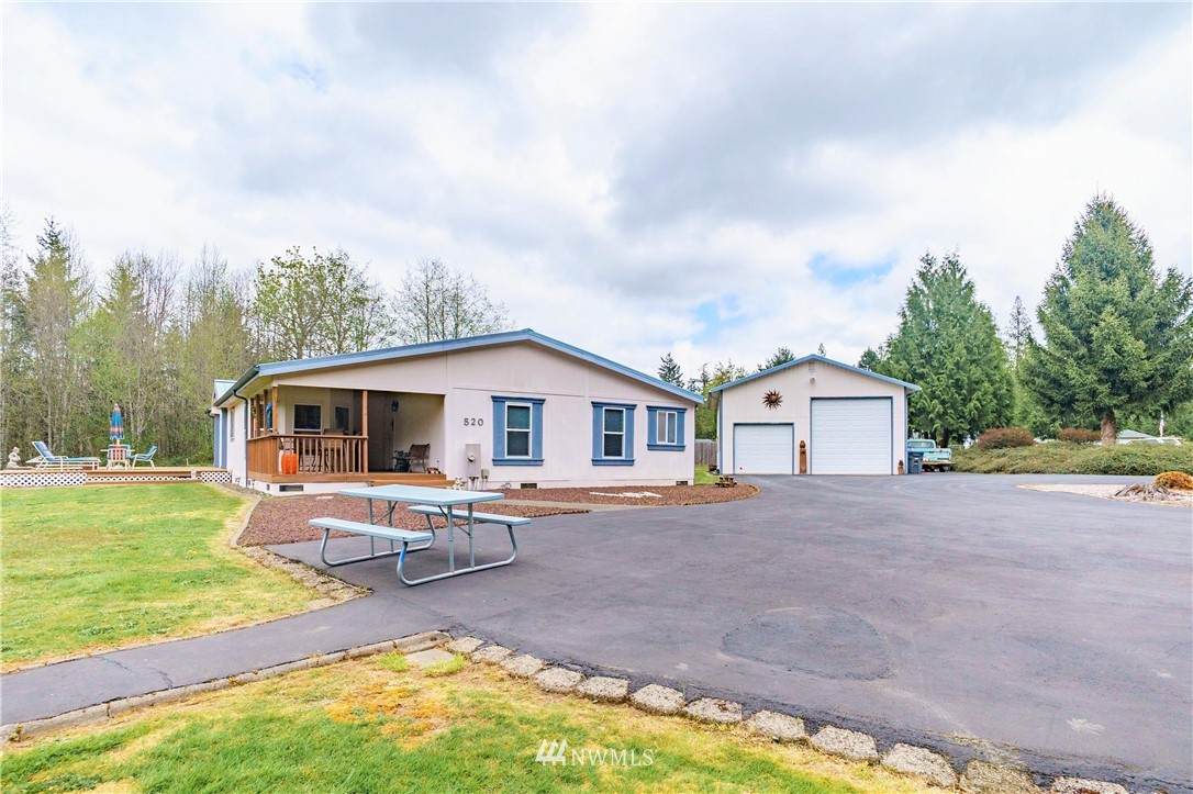 520 Clearwater Ridge - Photo 1