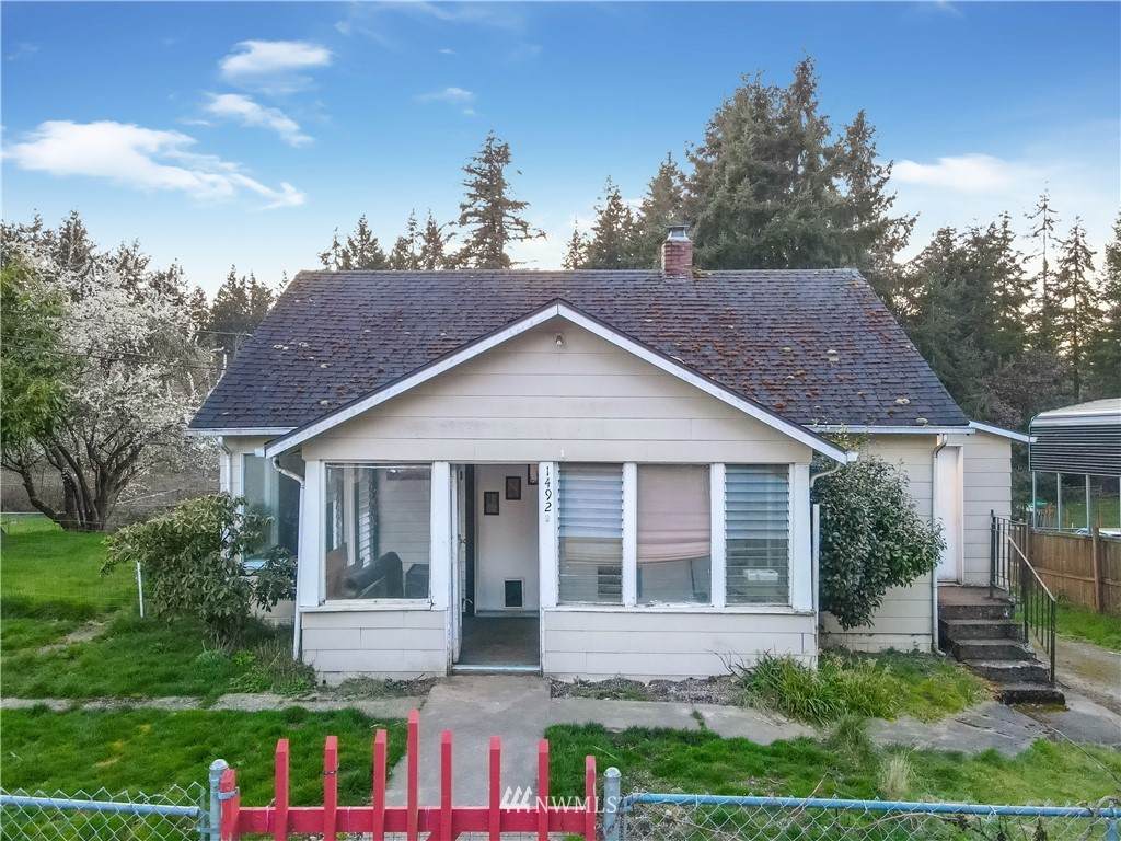 1492 Woods Road - Photo 1
