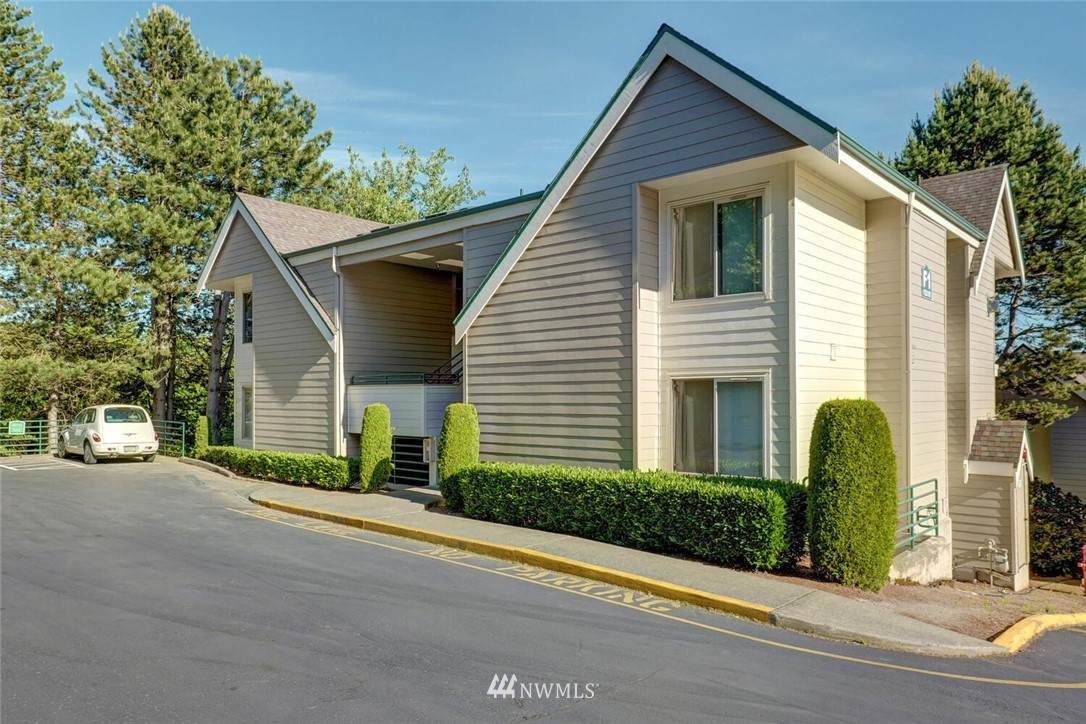 15310 Sunwood Boulevard - Photo 1