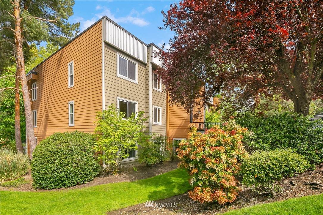 732 Kirkland Circle - Photo 1