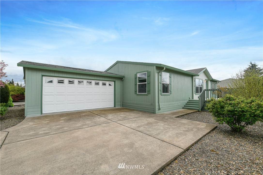 5101 121st Avenue - Photo 1