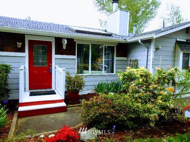 2005 181st Street - Photo 1