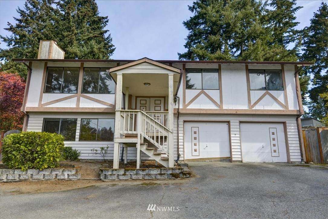 13822 Greenwood Avenue - Photo 1