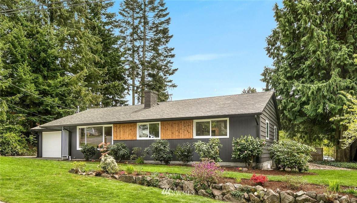 307 166th Street - Photo 1