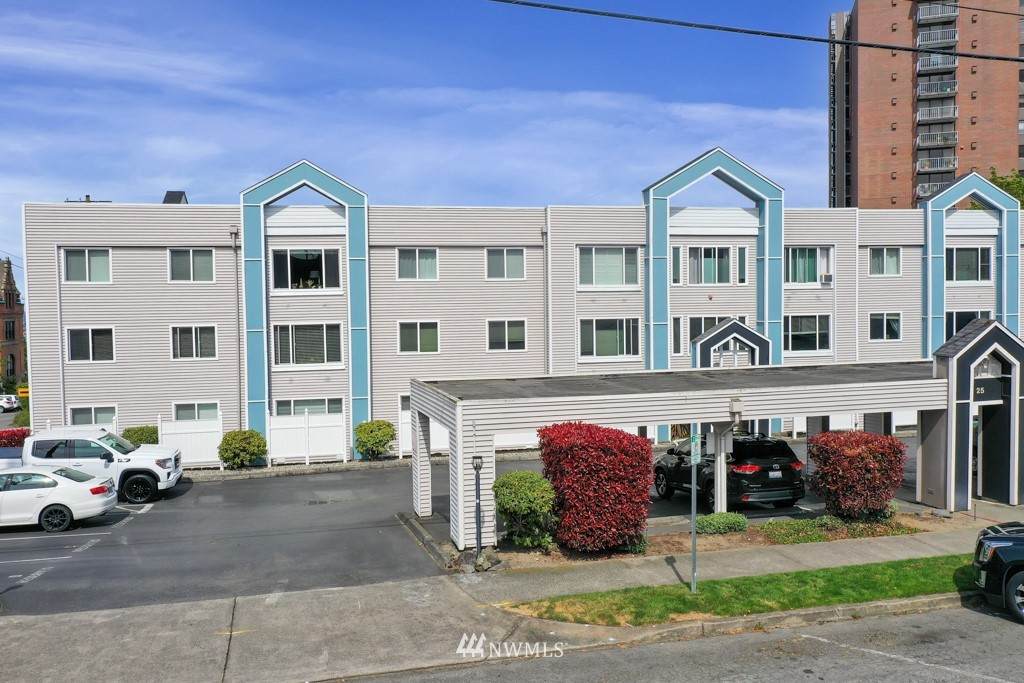 25 Broadway - Photo 1