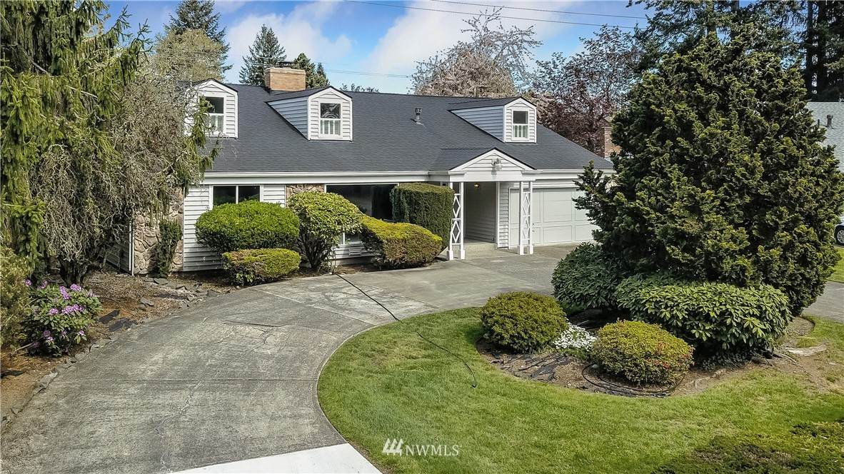 9213 78th Street - Photo 1