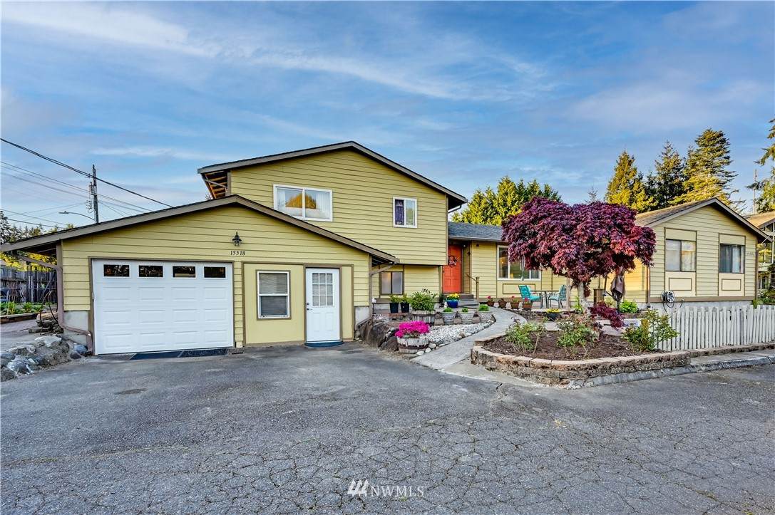 15518 Corliss Avenue - Photo 1