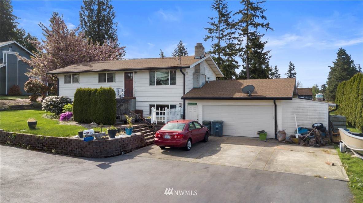 9820 31st Street - Photo 1