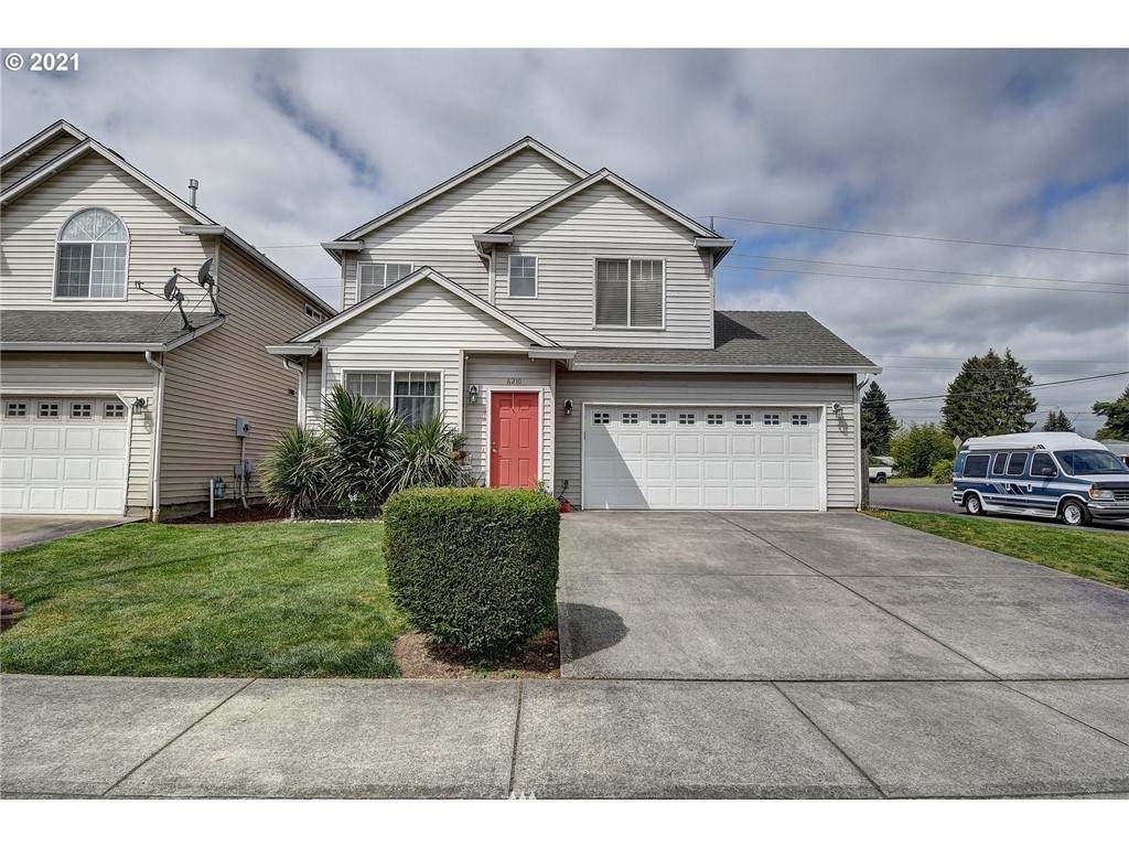 6210 138th Avenue - Photo 1