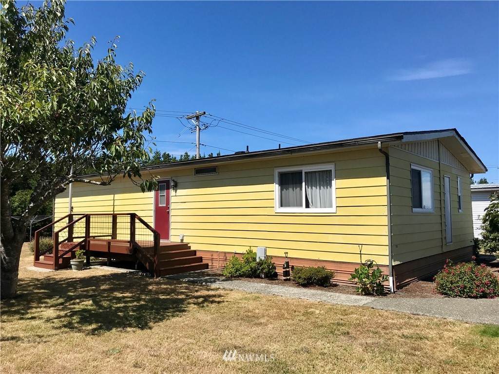 210 Wilson Avenue - Photo 1