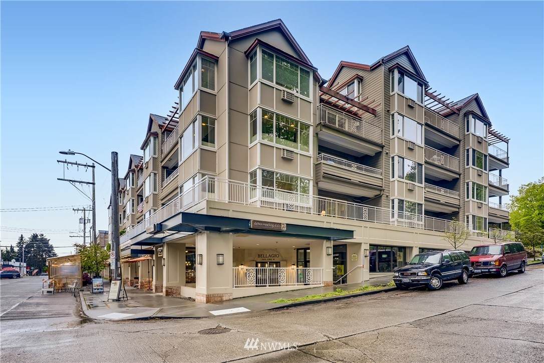2425 33rd Avenue - Photo 1