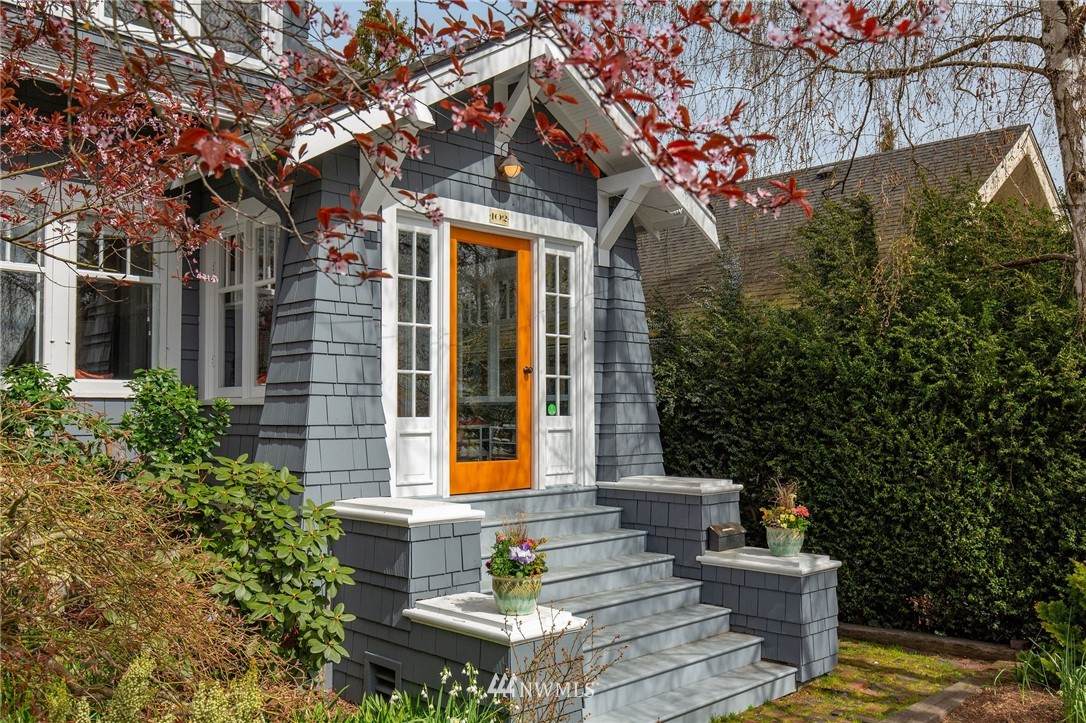 102 43rd Street - Photo 1
