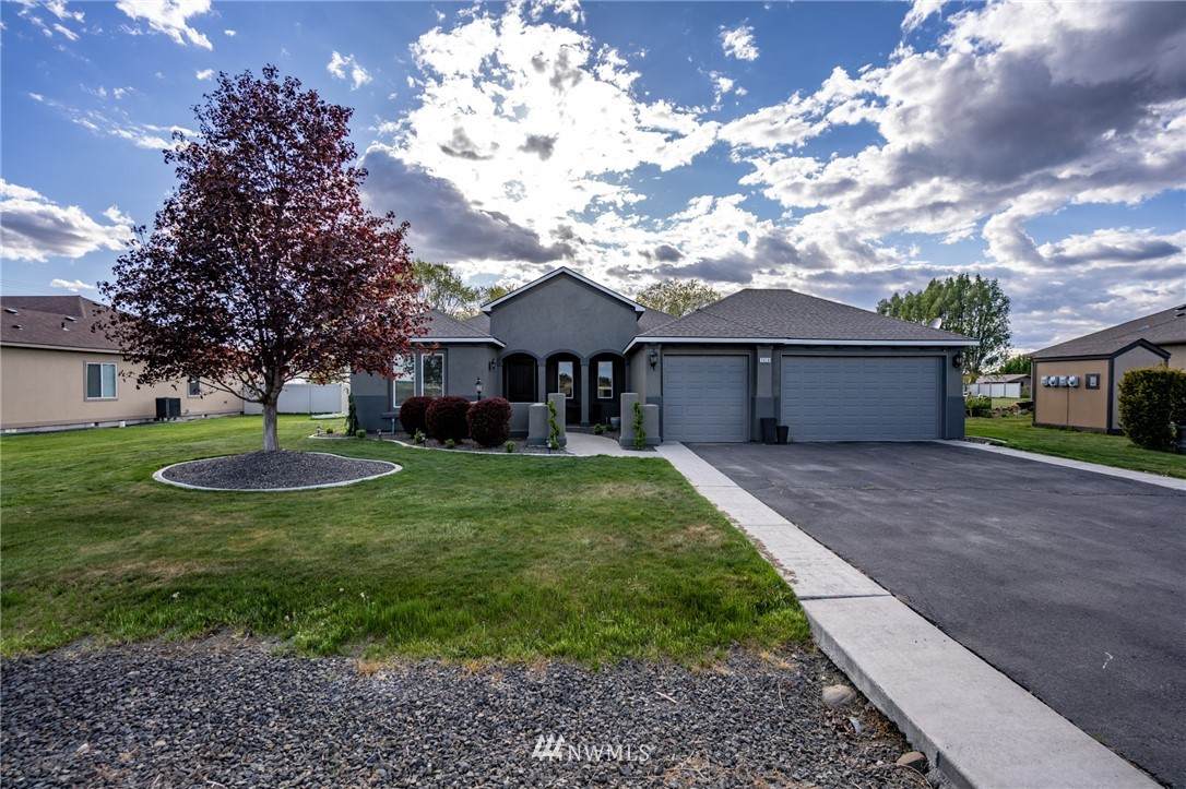 3028 Valley Road - Photo 1