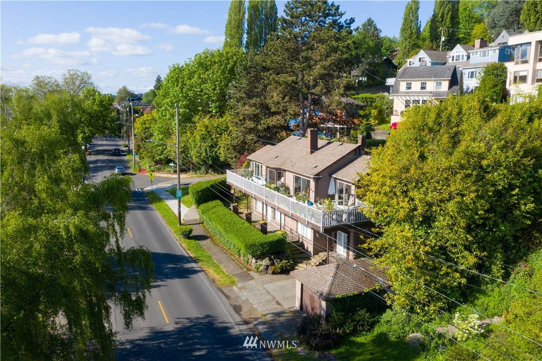 608 Fullerton Avenue - Photo 1