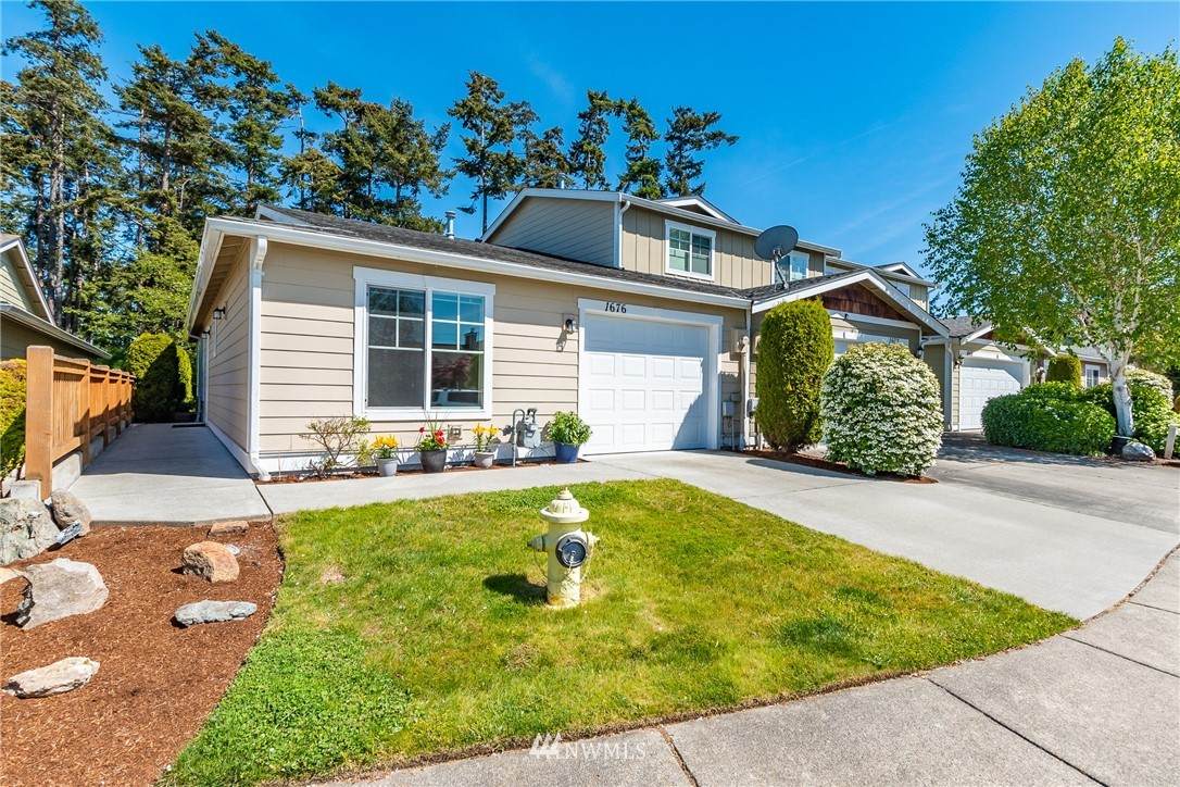 1676 Stremler Drive - Photo 1