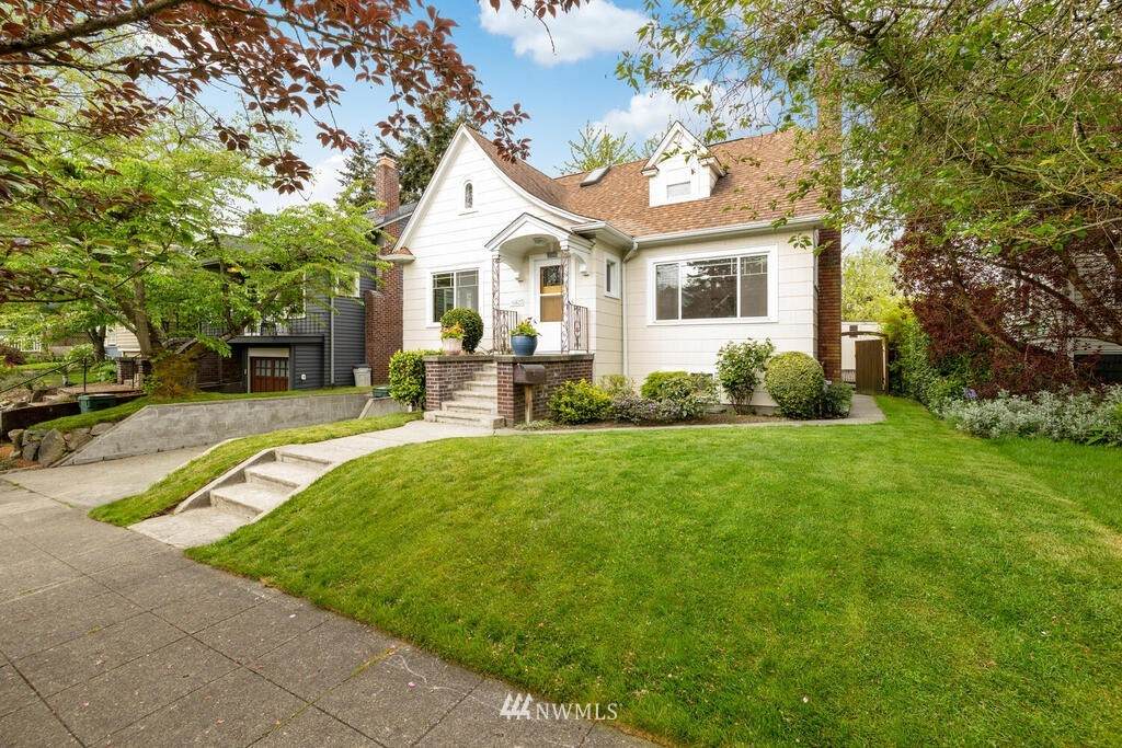 6827 16th Avenue - Photo 1