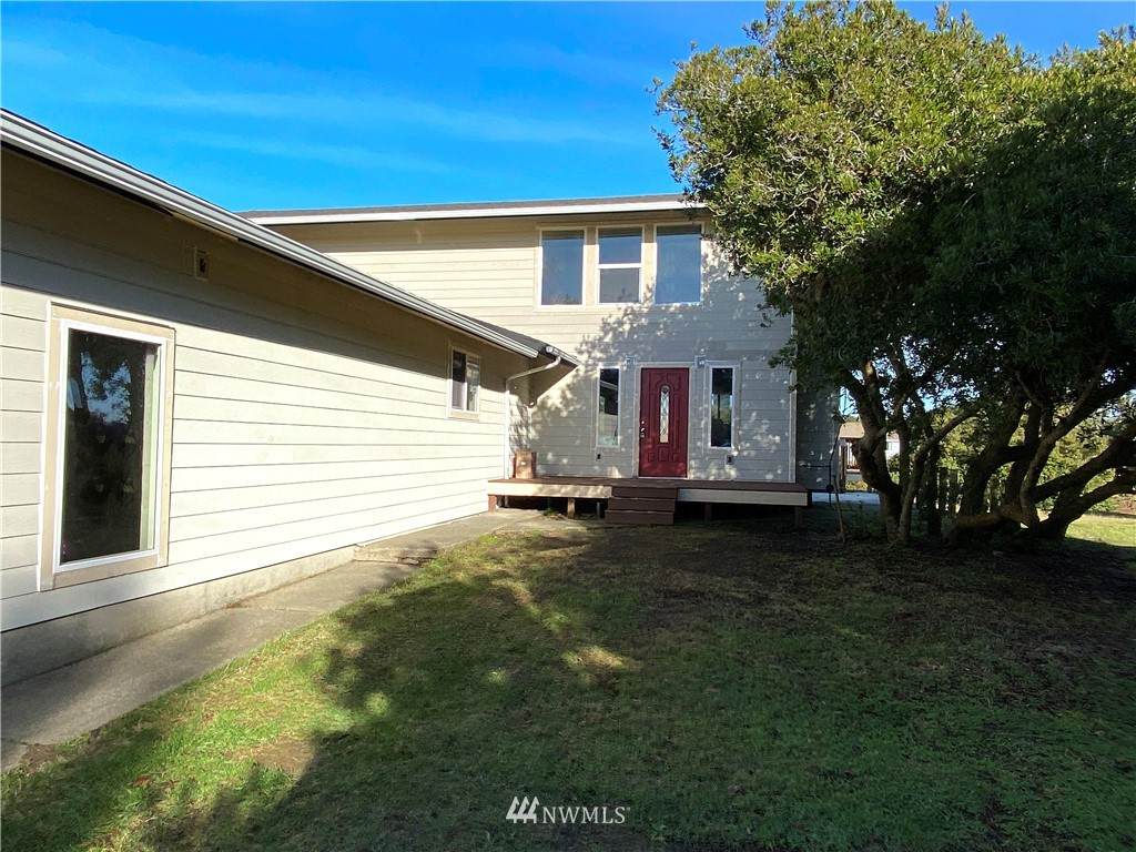 156 Seabreeze Loop - Photo 1