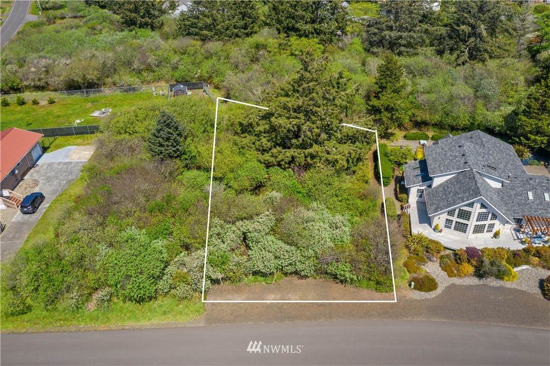 586 Puffin Avenue - Photo 1