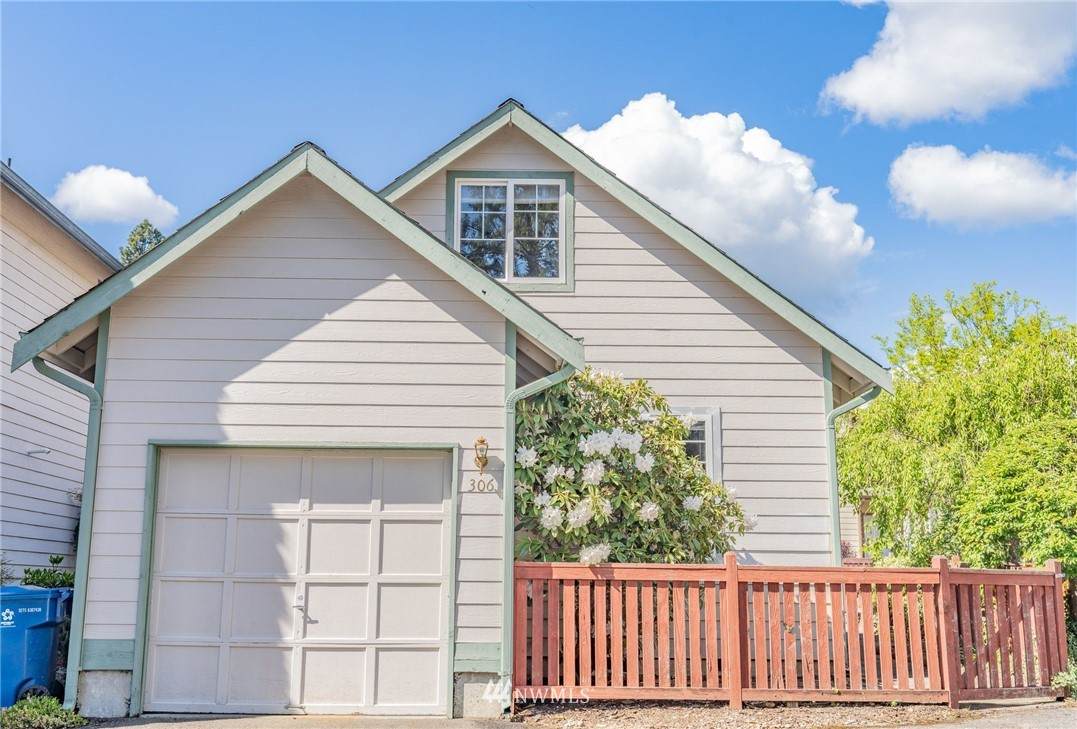 25123 Roberts Drive - Photo 1