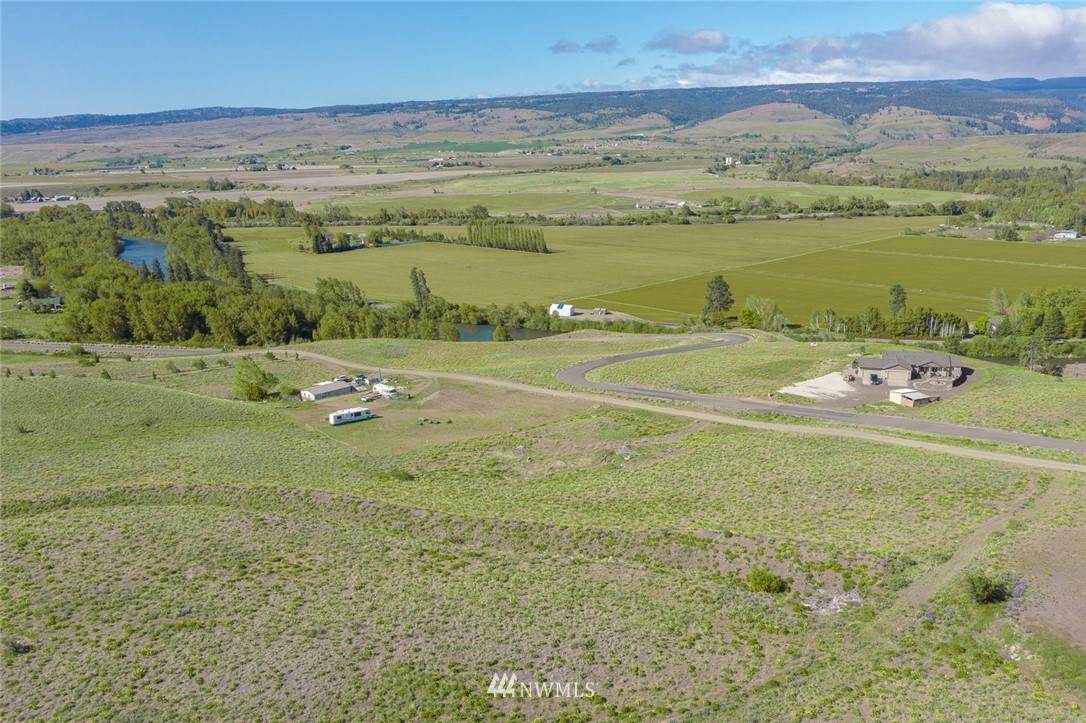 680 Eagles Rest Road - Photo 1