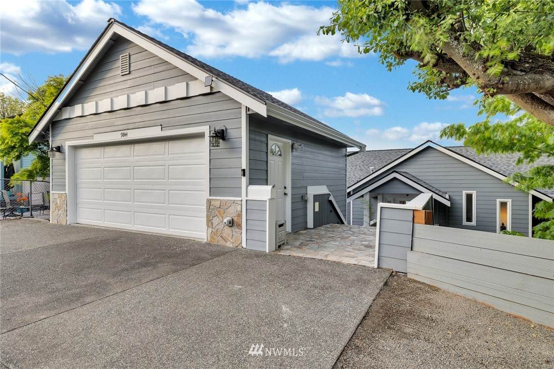 9844 Arrowsmith Avenue - Photo 1