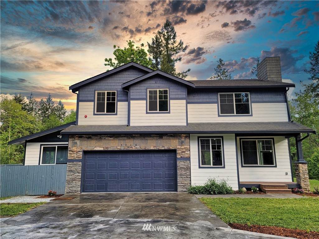 7716 205th Avenue - Photo 1
