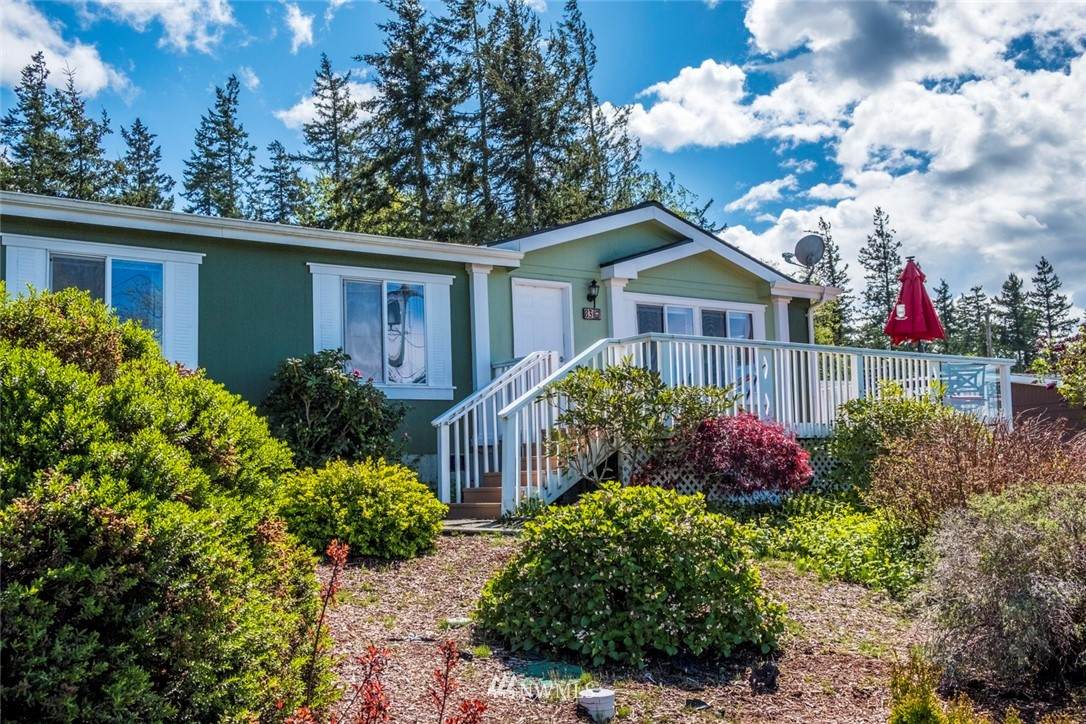 83 Ridge Drive - Photo 1