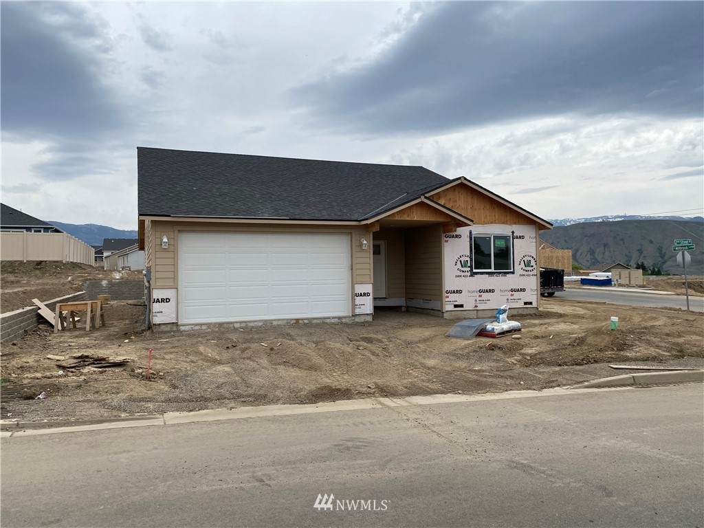 2136 2nd Street - Photo 1