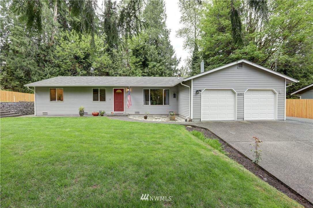 10221 318th Avenue - Photo 1
