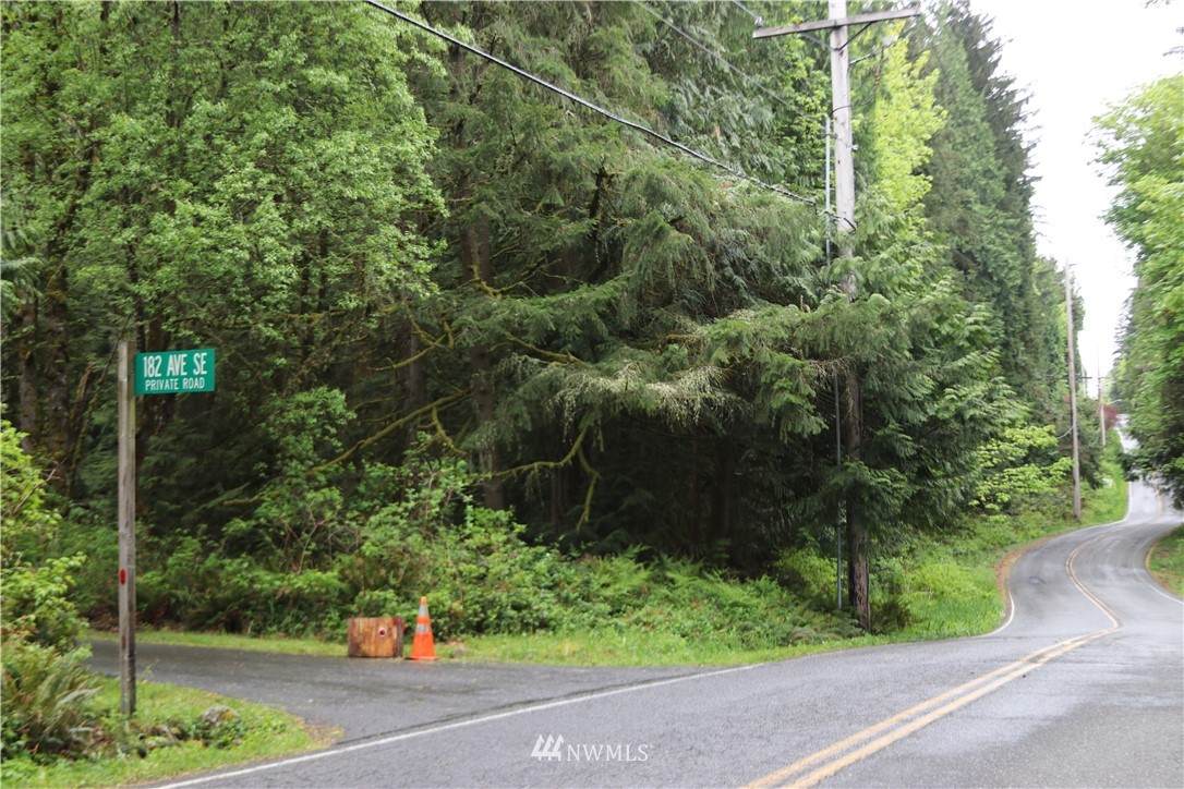 17977 60th Street - Photo 1
